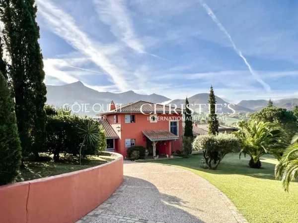 À vendre Urrugne - Villa avec piscine
