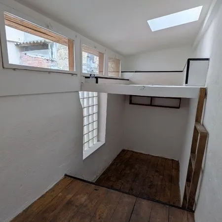 Logement atypique Vente Marseille 1p 13m² 42000€