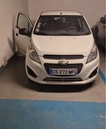 Parking sécurisé à louer proche Paris