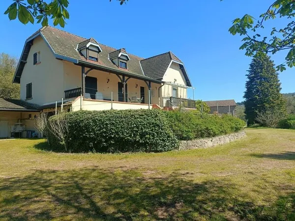 Maison 7 pièces 206 m²