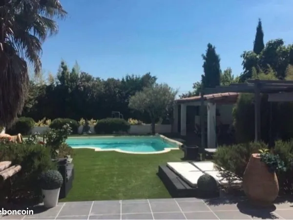 Maison familiale F4 avec jardin spacieux
