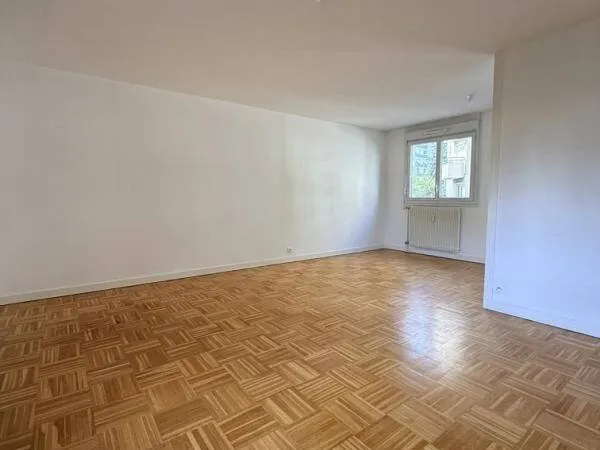 Appartement 2 pièces 65 m²