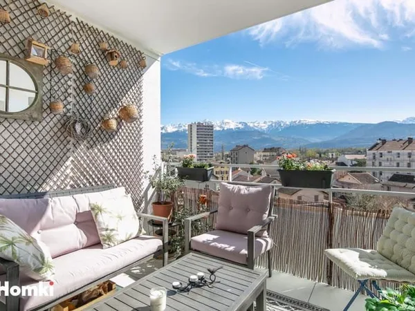 Appartement T3 de 86 m2 à Grenoble 38000, Place du Grésivaudan
