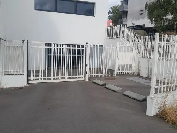 Emplacement de stationnement