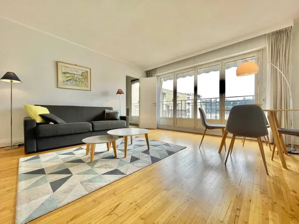 Studio 1 pièce 48 m²
