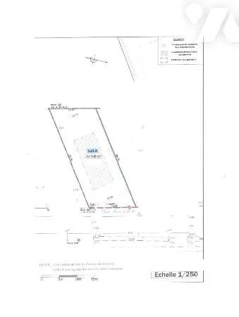 Terrain 366 m²