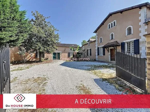 Maison 13 pièces 225 m²
