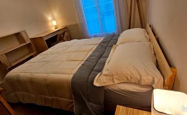Chambre rénovée, meublée, balcon, parking, centre Le Mans