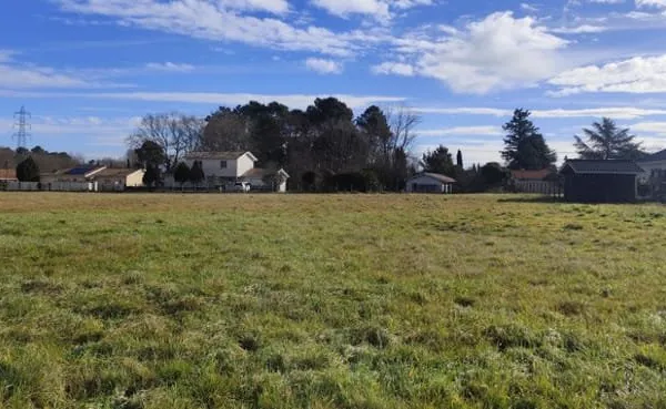 Nouveau 602m² 215000€ viabilisé