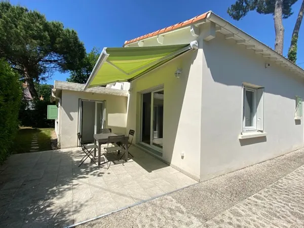 ROYAN - QUARTIER DU PARC - MAISON DE PLAIN PIED AVEC JARDIN