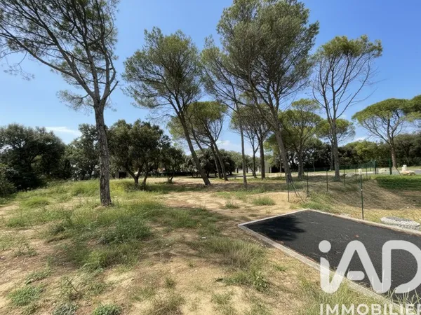 Terrain 601 m²