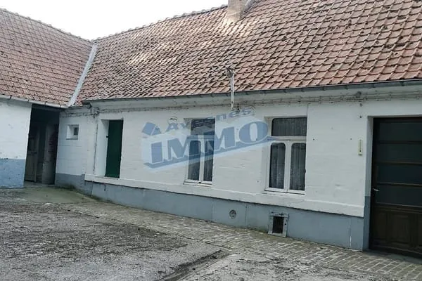 Maison en pierres blanches de 79 m2, Secteur d'Avesnes le Co