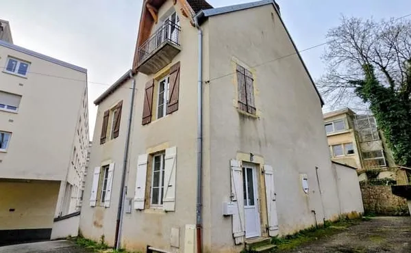 Maison Gray