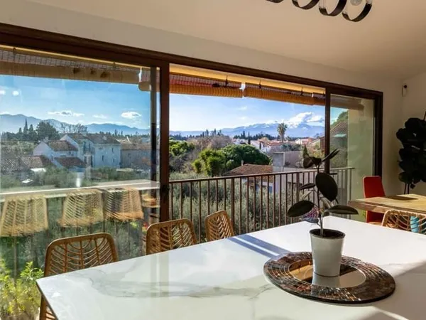 Maison 5 pièces 156 m²