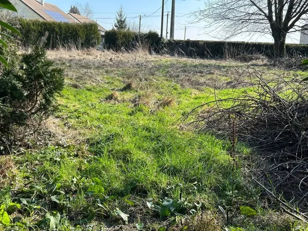 Terrain constructible 1500 m²