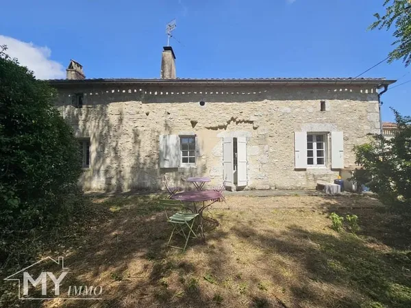 Montazeau : Maison de caractère à personnaliser selon vos envies