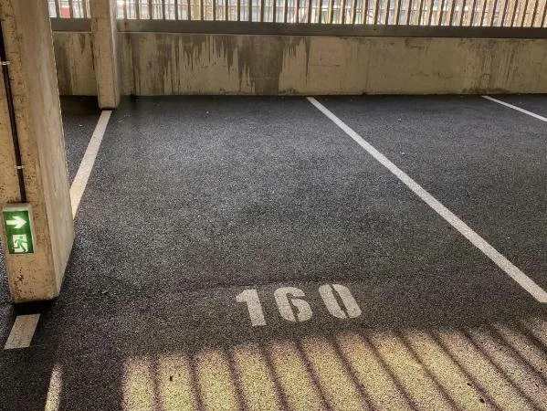Stationnement Location Persan   50€