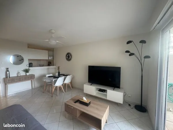 Appartement T3 meublé tout confort front de mer