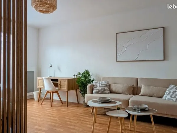 T1 bis meublé “clé en main” (34m²) avec coin nuit - Parking & Cave - Quartier Chasse-Royale
