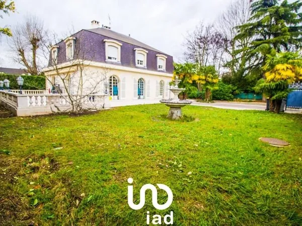 Maison 6 pièces 270 m²