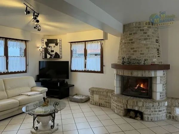 Maison 10 pièces 220 m²