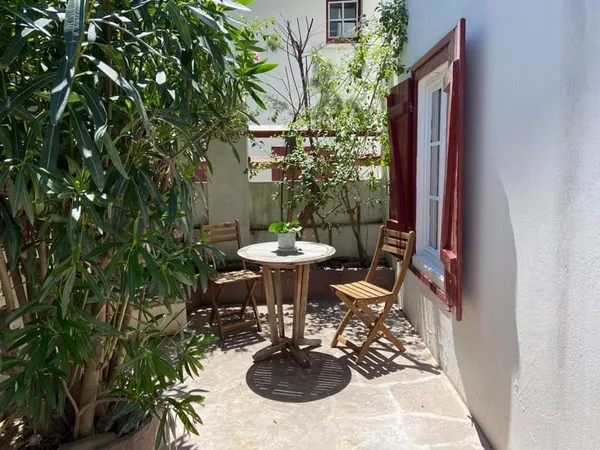 Ravissant appartement rénové T2 à pied de tout !