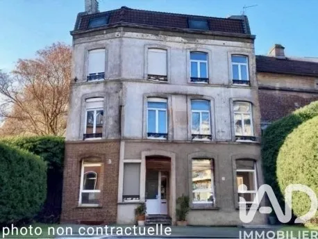 Bâtiment 197 m²