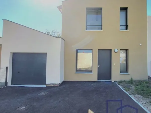 Villa neuve 2023