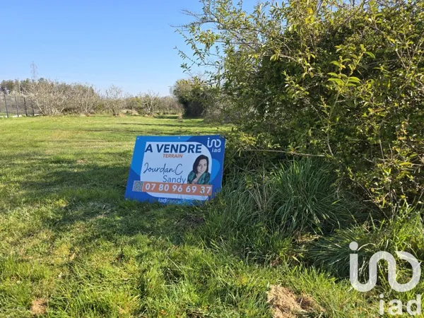 Terrain 730 m²