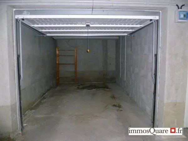 Parking 14 m²