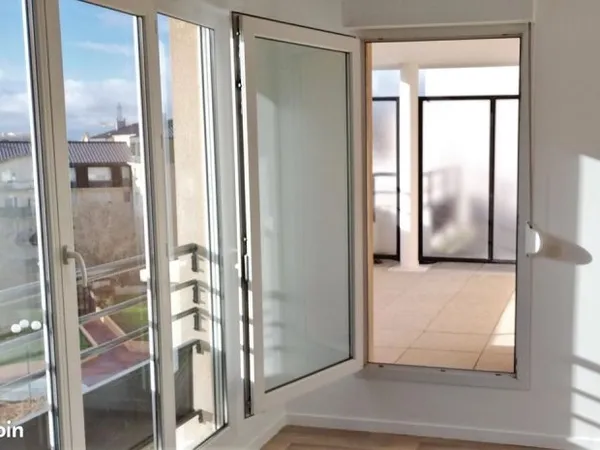 Vente appartement 2 pièces 42,40 m² Évry-Courcouronnes (91000)