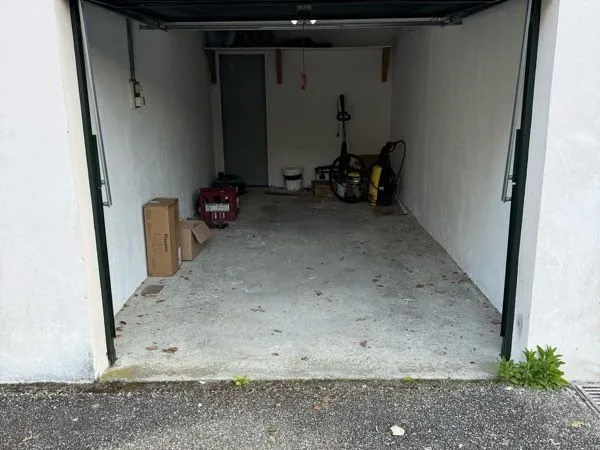 Garage box