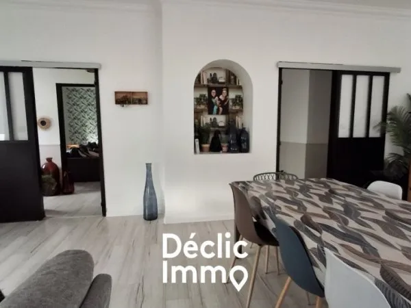 Maison individuelle 9 pièces 240 m²