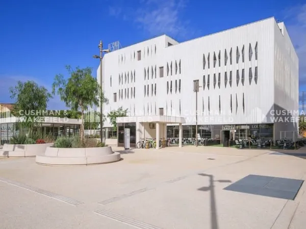 Bureaux 2045 m²