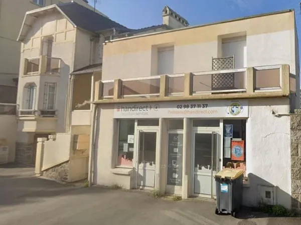 Local commercial 3 pièces 120 m²