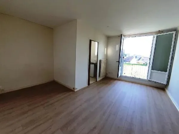 APPARTEMENT DE TYPE 1