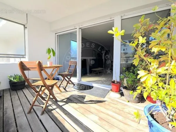 4 PIECES DE 82 M2 AVEC TERRASSE DE 32M2, RUE DU VIEUX PUIT