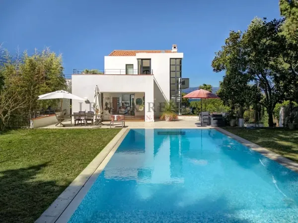 coup de coeur : villa renovee avec vue mer au cap d'antibes