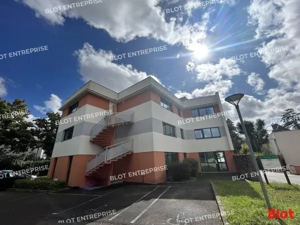 Bureaux 191 m²
