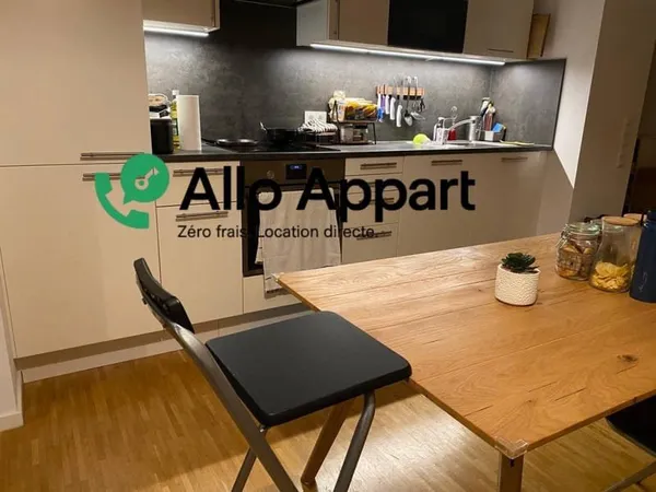 studio de 30 m2 meuble; Paris 19e - Rue de Crimée, à 2 minutes à pied du métro Ourcq