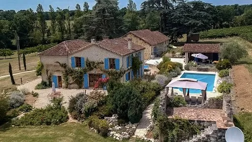 Maison 277 m²