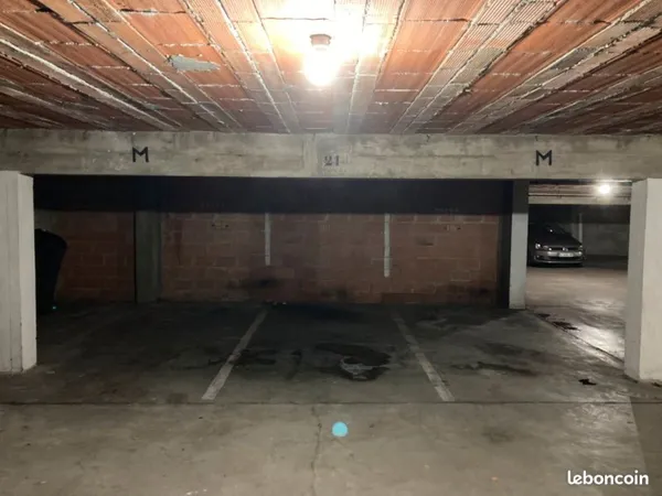 Parking privé sécurisé - centre de Ramonville