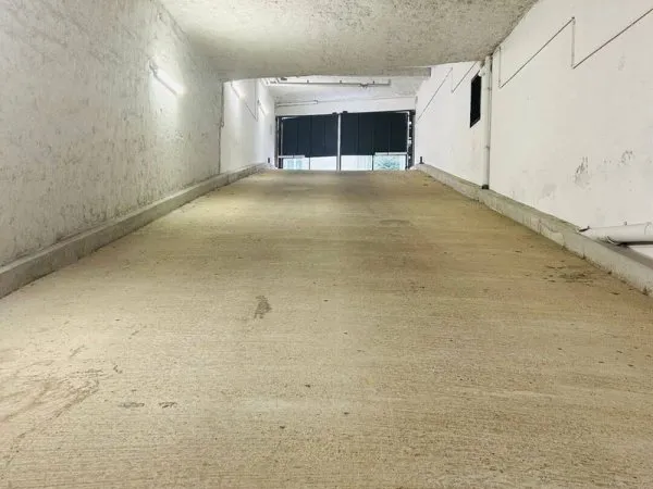 Parking 12 m²