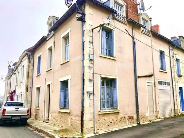 Belle maison de ville à rénover