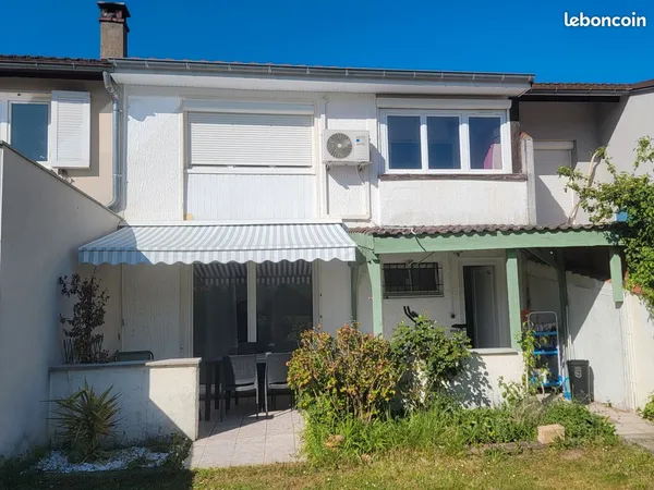 Maison mitoyenne 5 pièces - 110 m² - Jardin - Garage - 279 000