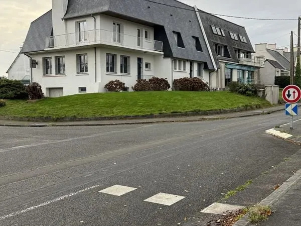 Bureaux 90 m² Saint-Martin-des-Champs