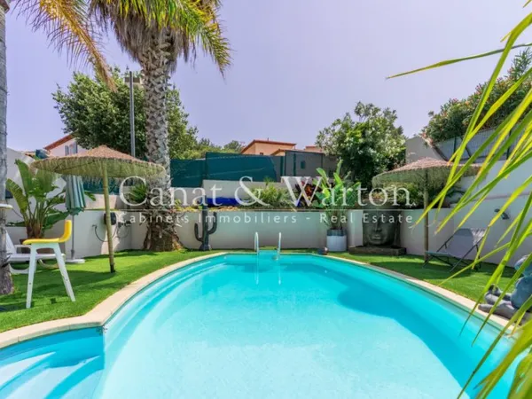 SIX-FOURS LES PLAYES - Villa de plain-pied avec piscine et cuis