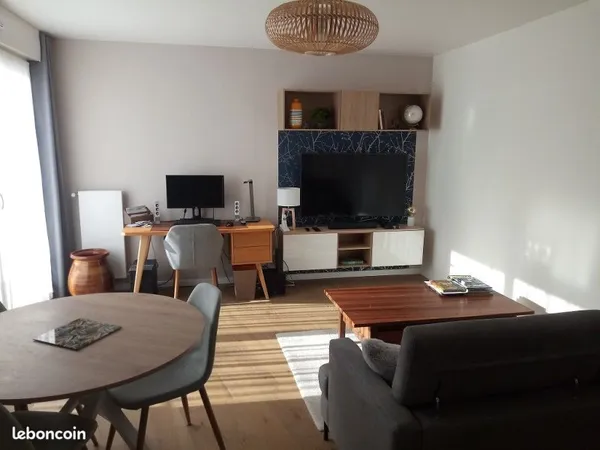 Appartement récent 2 pièces