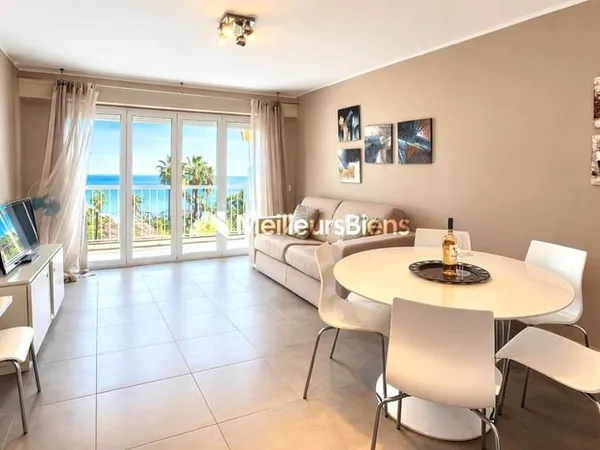 Appartement avec vue mer, terrasse, balcon et garage