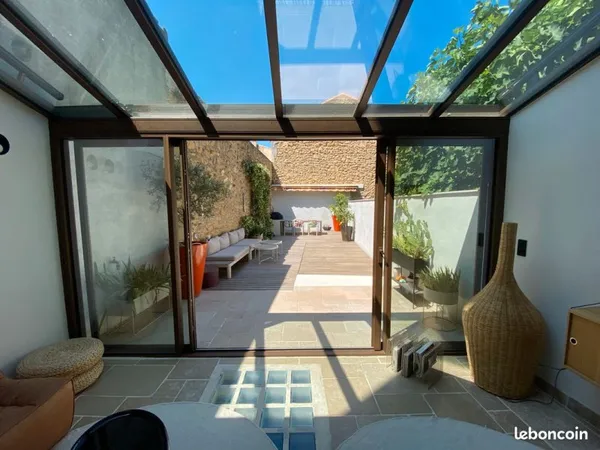 Maison de ville avec piscine